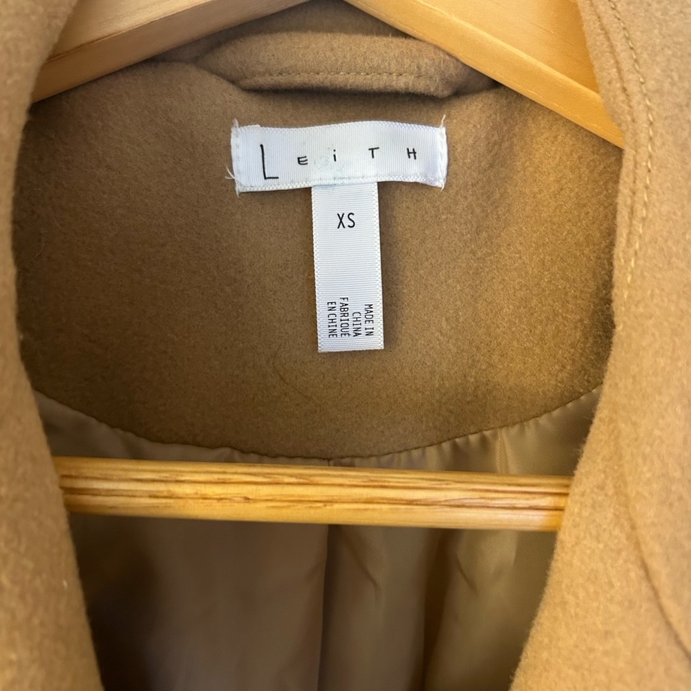 Tan Coat - Picture 4 of 5